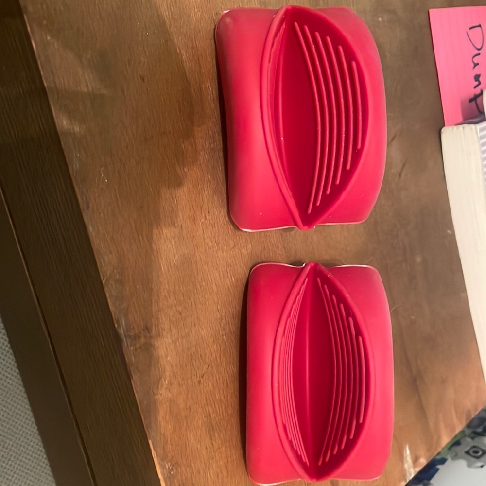 Pampered Chef Microwave Grip Set